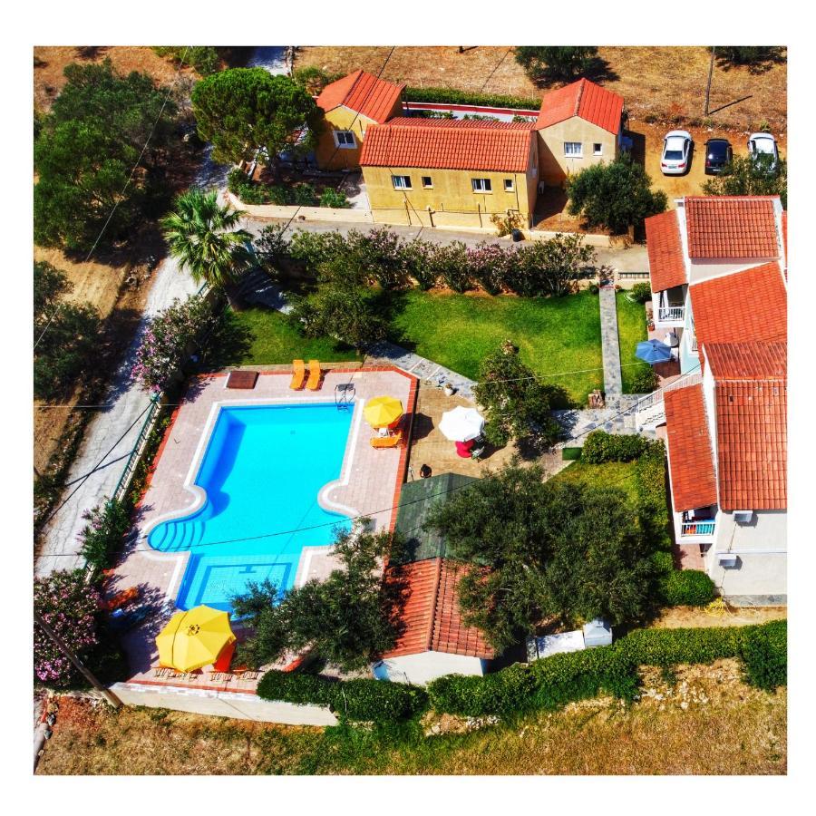 Aria Appartement Lakíthra Buitenkant foto