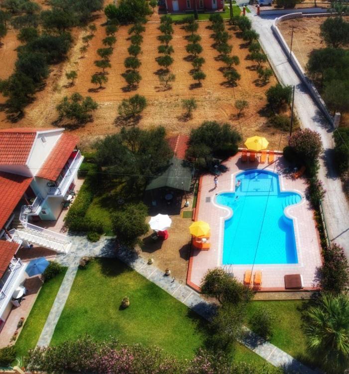 Aria Appartement Lakíthra Buitenkant foto