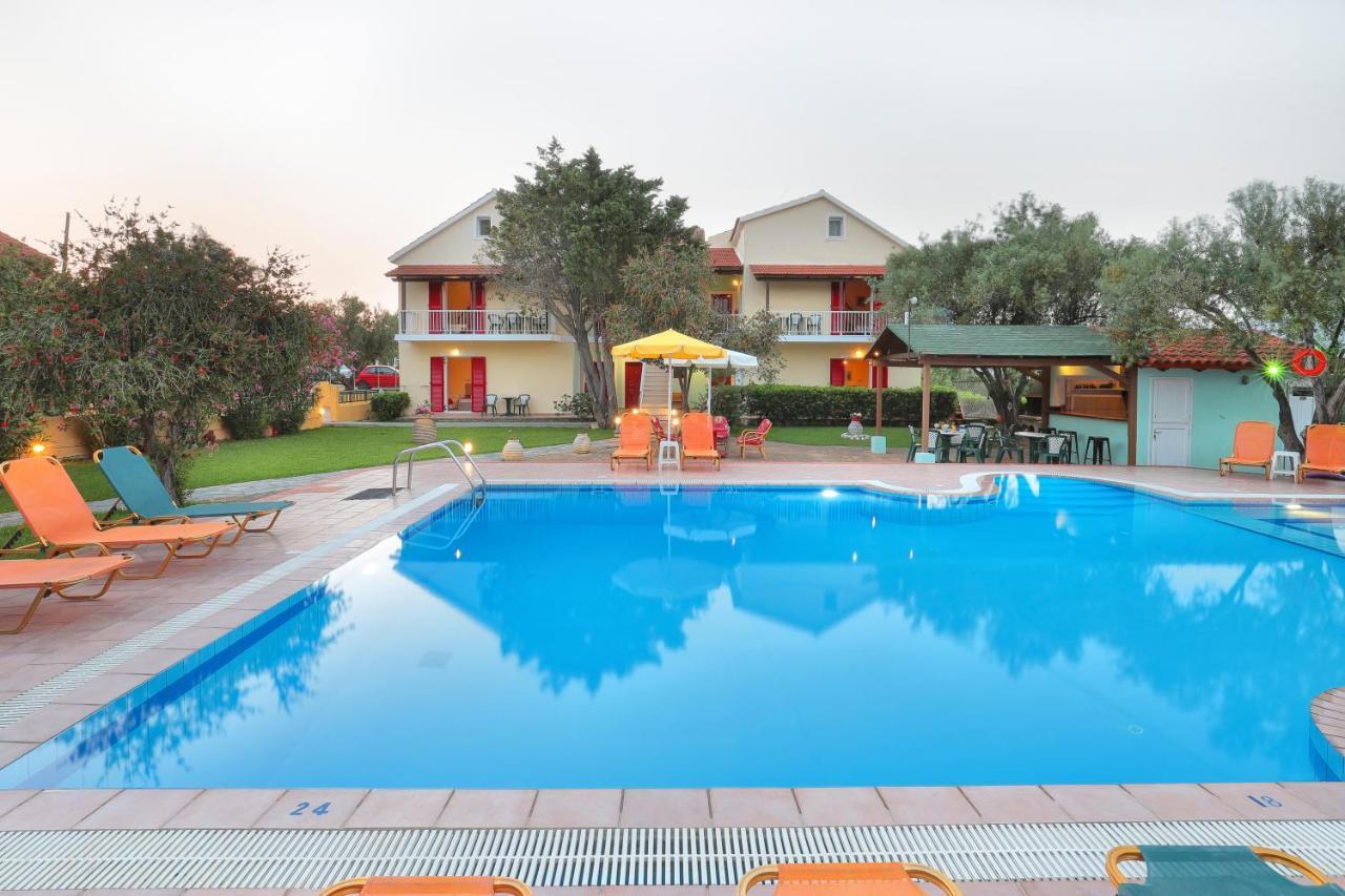 Aria Appartement Lakíthra Buitenkant foto